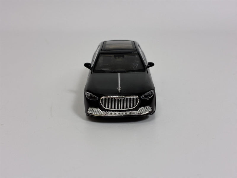Mercedes Maybach S 680 Black RHD 1:64 Scale Mini GT MGT00977R