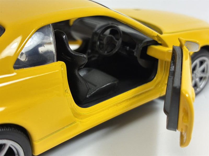 Nissan GT R34 V Spec II RHD Yellow 1:36 Scale Tayumo 36115217