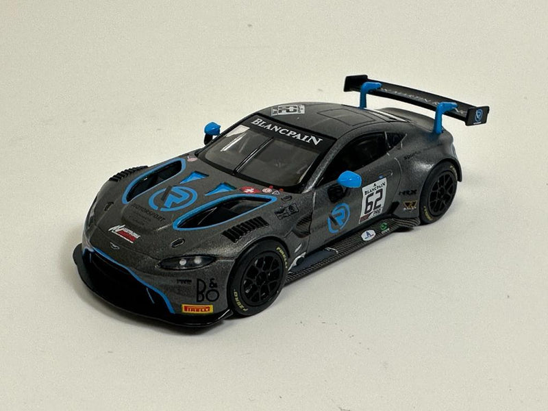 Aston Martin Vantage GT3 1:64 Scale Pop Race PR640005