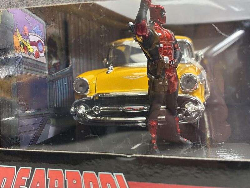 Deadpool 1957 Chevrolet Bel Air and Dealpool Figure 1:24 Jada 30290