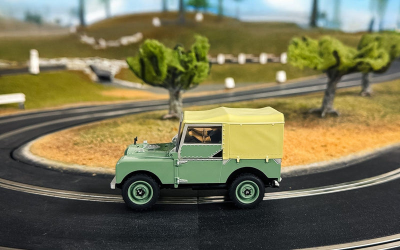 Land Rover Series 1 HUE166 1:32 Scale Scalextric C4600