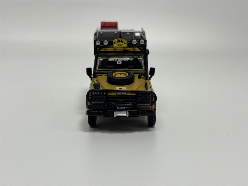 Land Rover Defender 110 1989 Camel Trophy Amazon Team Japan 1:64 Mini GT MGT00751R