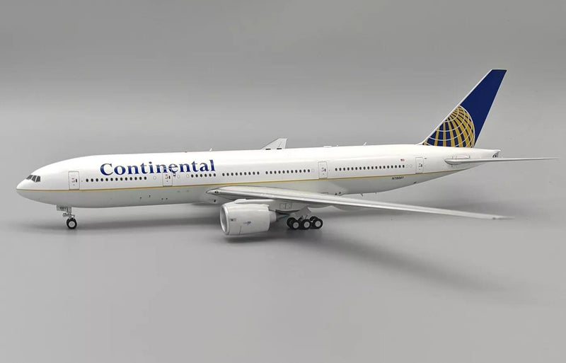 Continental Airlines Boeing 777-224/ER N78001 Stand 1:200 Inflight200 IF772CO1224