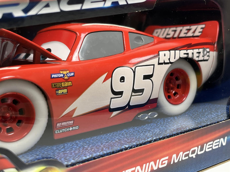 Lightning McQueen Glow In The Dark 1:24 Scale Jada 253084003