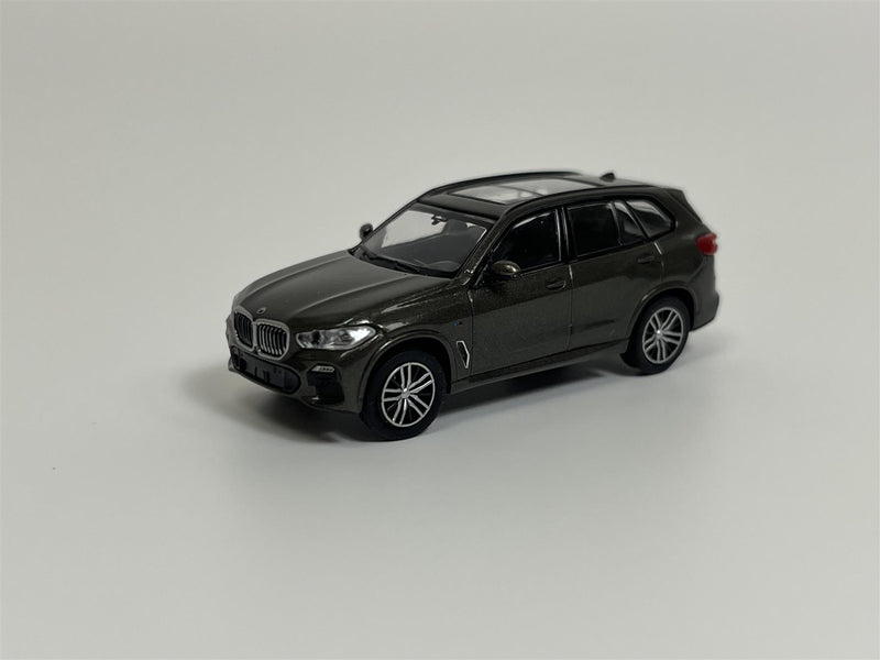 BMW X5 2019 Beige Metallic 1:87 Scale Minichamps 870029200