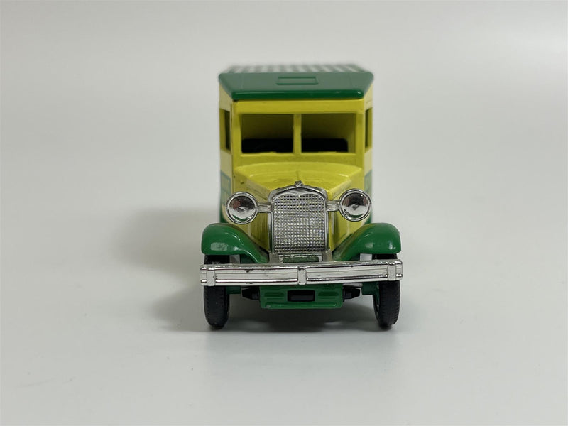 Model A Van 1934 Swan Vestas Days Gone Lledo SVDG01D B2