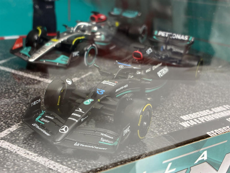 Mercedes AMG Petronas F1 4 Car Set Hamilton #44 Russell #63 1:43 Scale Bburago 38093