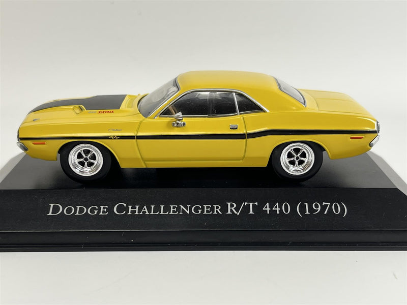 Dodge Challenger R/T 440 1970 Yellow 1:43 American Car Collection MAG PP04