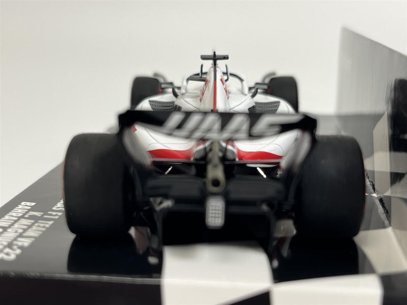 Kevin Magnussen Haas F1 Team VF-22 Bahrain GP 2022 1:43 Scale Minichamps 417220120