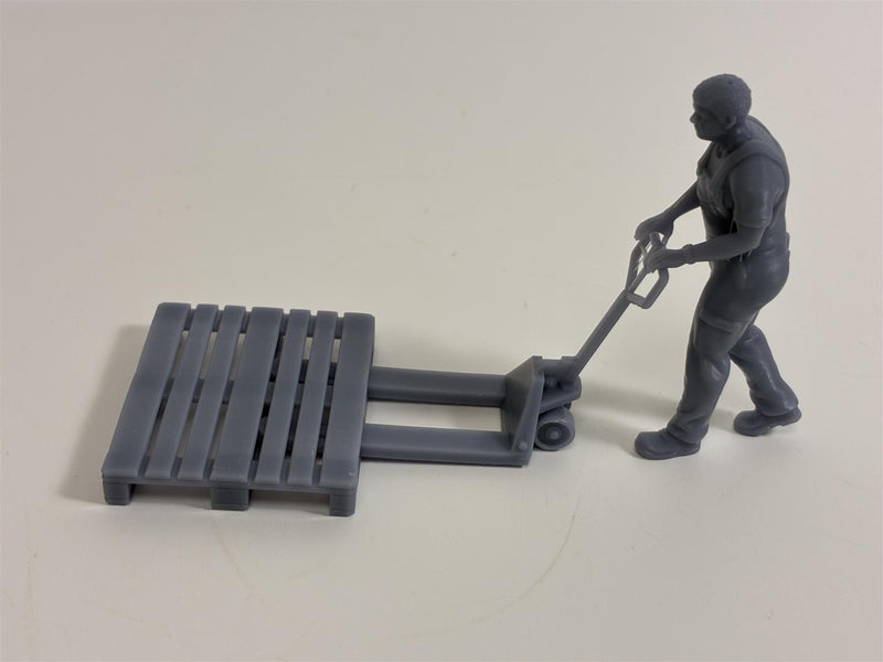 Trackside Unpainted Figure 481 Warehouse Operative 1:32 Scale Wasp