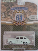 1946 Ford Fordor Super Deluxe U.S. Navy Staff Car 1:64 Scale Greenlight 61050C