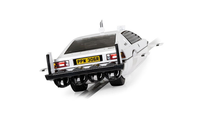 James Bond 007 Lotus Esprit S1 The Spy Who Loved Me 1:32 Scalextric C4359
