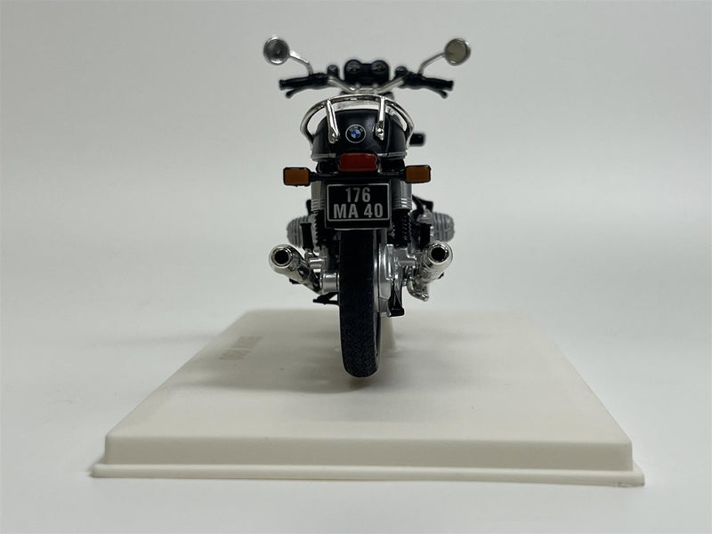 BMW R90/6 1974 White Motorbike 1:18 Scale Norev 182036