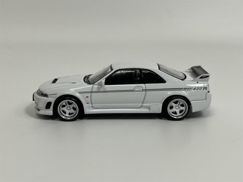 Nissan GT R R33 Nismo 400R White 1:64 Scale Pop Race PR640052