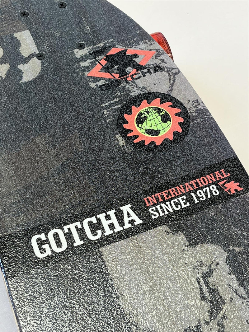 Gotcha International Complete Cruiser Black Red 30 Inch