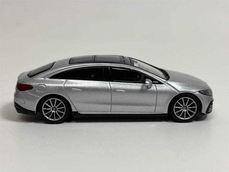 Mercedes Benz EQS 580 4MATIC Silver Metallic RHD 1:64 Scale Mini GT MGT00508R