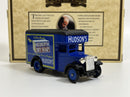 Chevrolet Van 1934 Ellimans Embrocation Days Gone Lledo 21031D B4