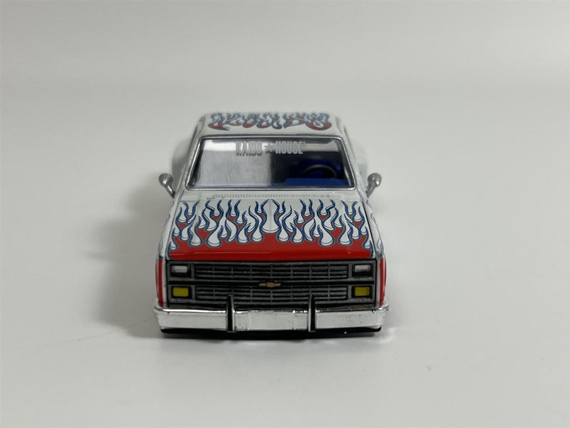 Chevrolet Silverado Dually On Fire V2 1:64 Scale Kaido House Mini GT KHMG157