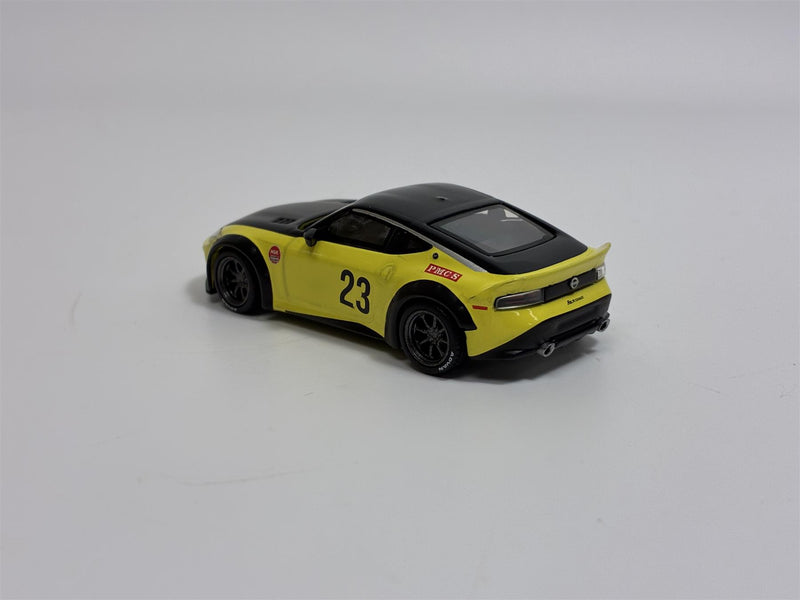 Nissan Z LB Nation Works Ikazuchi Yellow LHD 1:64 Mini GT MGT00826L