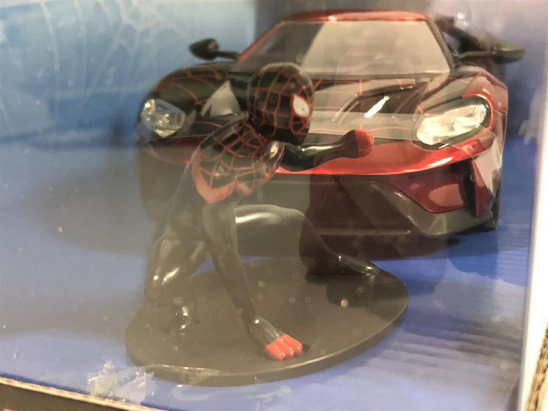 Spiderman Miles Morales 2017 Ford GT with Figure 1:24 Scale Jada 31190