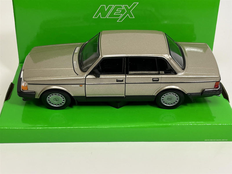 Volvo 240 GL Gold 1:24 Scale Welly 24102G