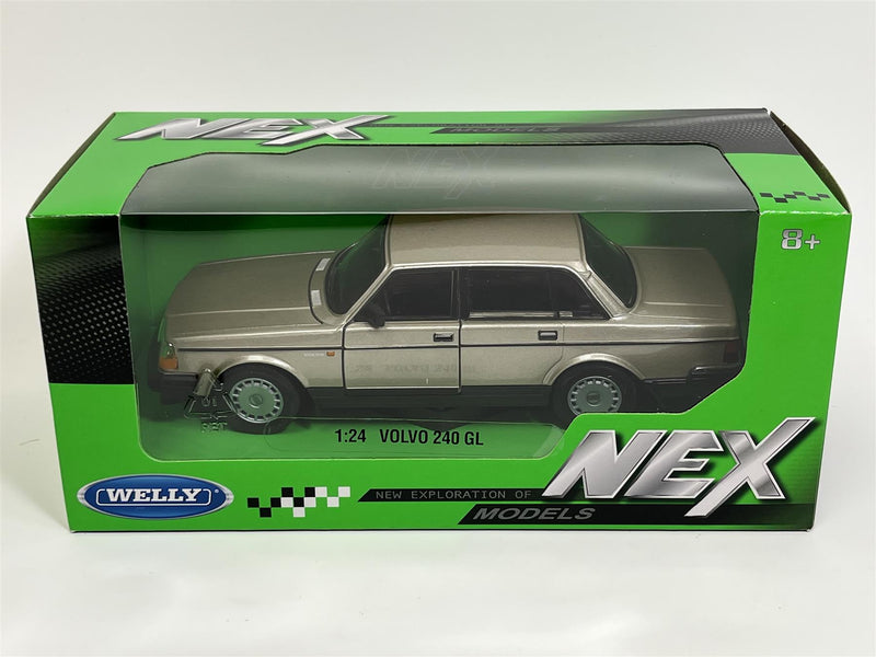 Volvo 240 GL Gold 1:24 Scale Welly 24102G