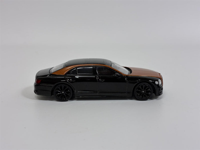 Bentley Flying Spur Orange Flame Onyx RHD 1:64 Scale Mini GT MGT00991R