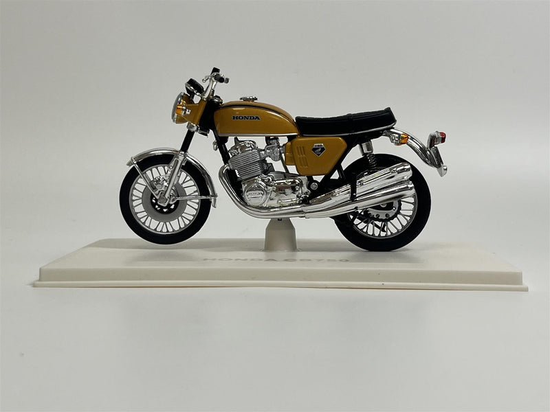 Honda CB750 1969 Orange Motorbike 1:18 Scale Norev 182025