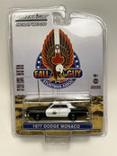 Fall Guy 1977 Dodge Monaco 1:64 Chase Model Greenlight 44965D