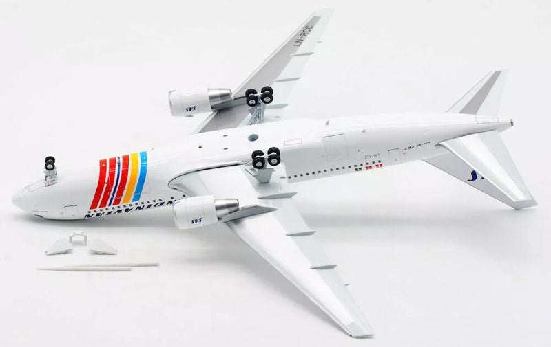 Scandinavian Airlines SAS Boeing 767-283/ER LN-RCC Stand 1:200 Inflight200 IF762SK0721