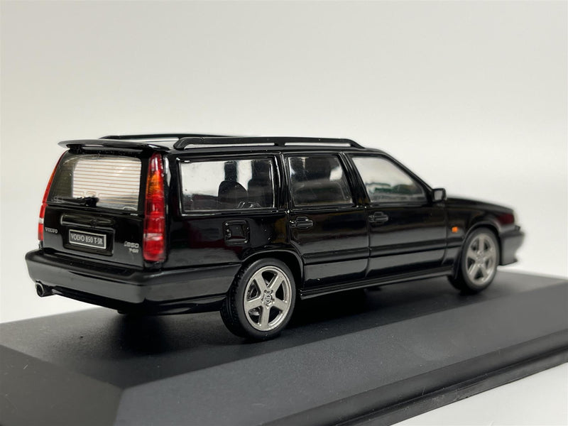 Volvo 850 T5-R 2.3L 20V Turbo Black 1:43 Scale Solido 4310603