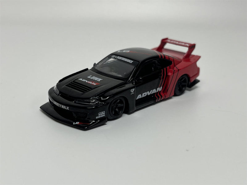 LB Super Silhouette Nissan S15 Silvia Advan RHD 1:64 Mini GT MGT00649R