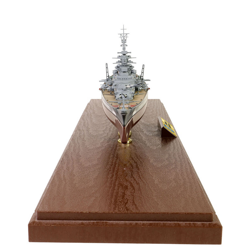 Bismark Battleship Full Hull Series 1:700 Scale Forces of Valor 861152A