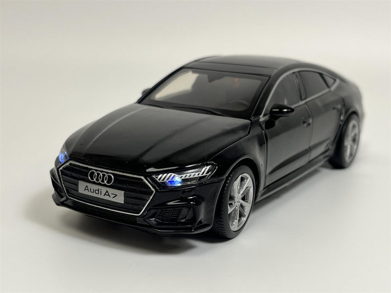 Audi A7 Black LHD 1:32 Scale Tayumo 32140016