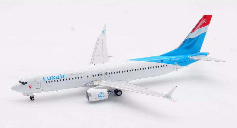 Luxair Boeing 737-8 MAX LX-LBL With Stand 1:200 Scale Inflight200 IF738MLG0724