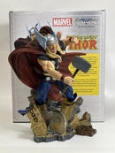 The Classic Mighty Thor 10 Inch Gallery Diorama Diamond Select JUL212511