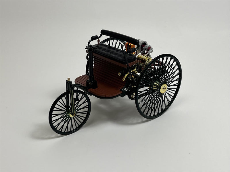 Mercedes Benz Patent-Motorwagen 1886 Green 1:18 Scale Norev 183701