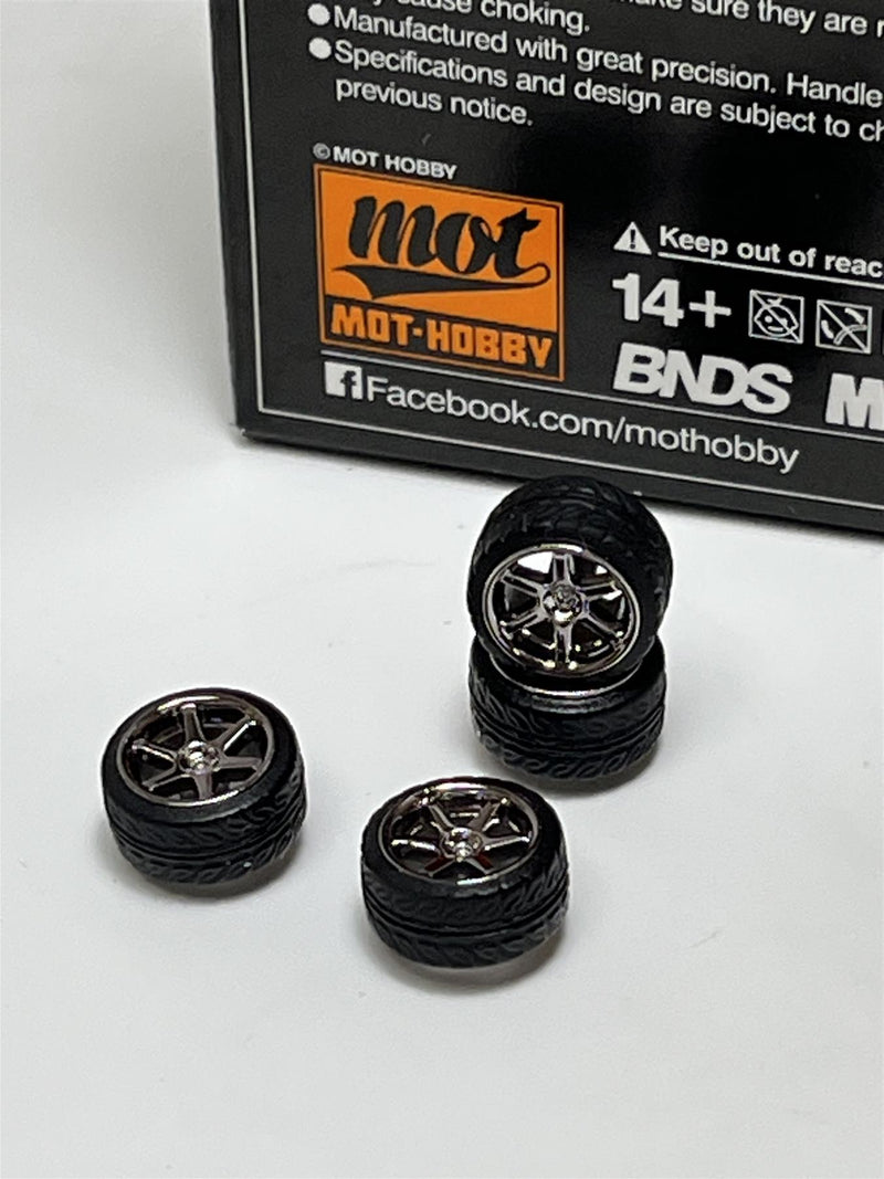 BNDS Custom Wheel Parts Wheel and Tyre Set Black Chrome 1:64 MOT Hobby BC26401SBC