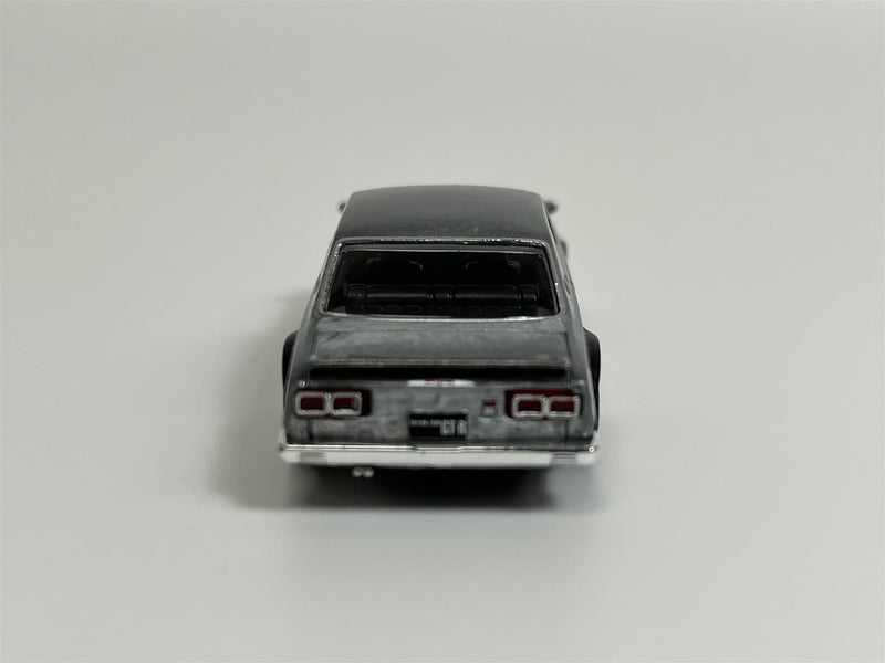 Nissan Skyline 2000 GT R KPGC10 Silver 1:64 Scale Tarmac Works T64G043SL