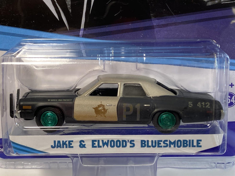 the blues brothers jake and elwoods chase model 1:64 greenlight 44710c