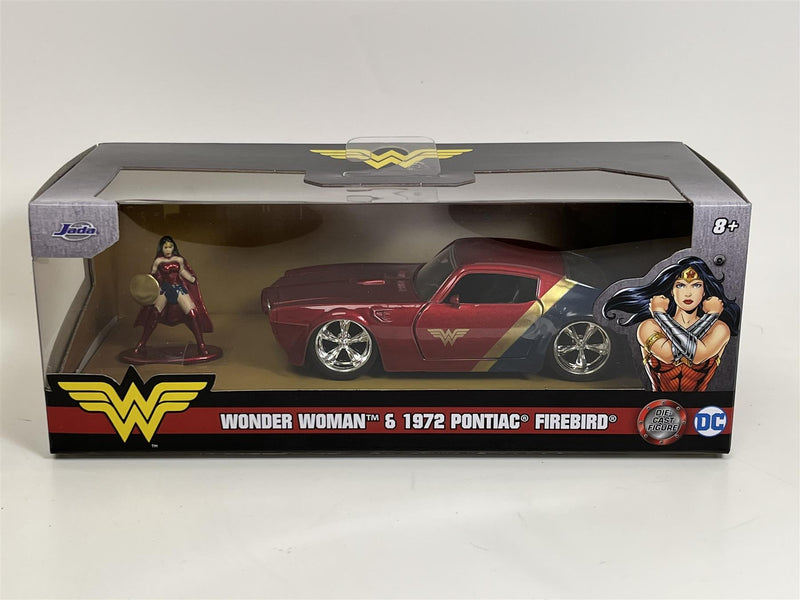 Wonder Woman and 1972 Pontiac Firebird 1:32 Scale Jada 253253009