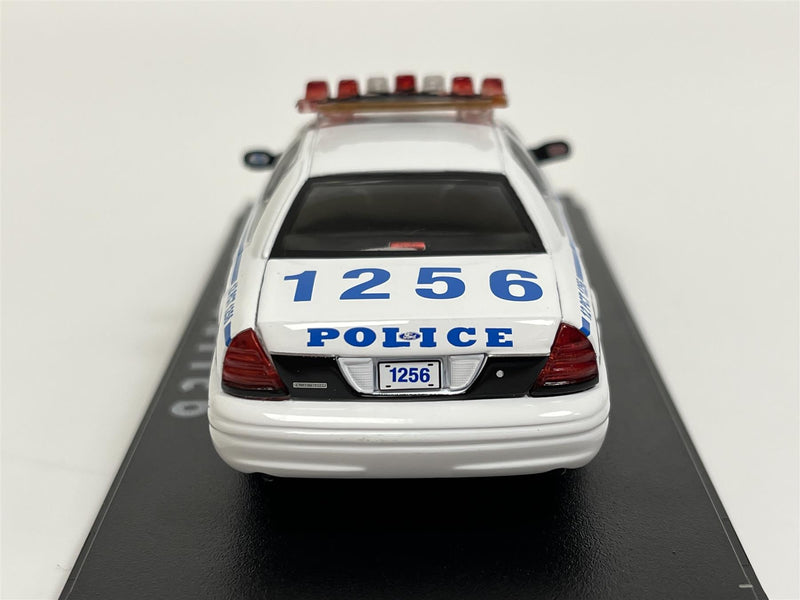 Quantico 2003 Ford Crown Victoria White 1:43 Greenlight 86633