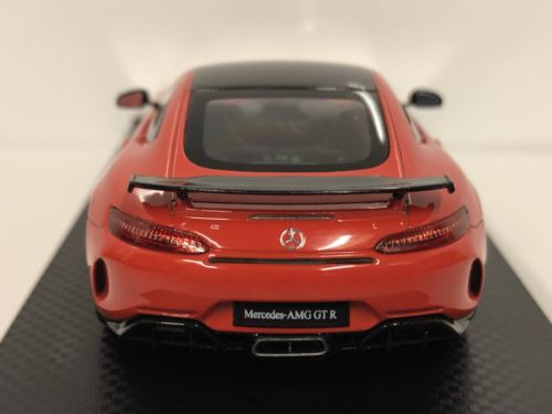 almost real 420708 mercedes amg gt r 2017 red 1:43 scale limited