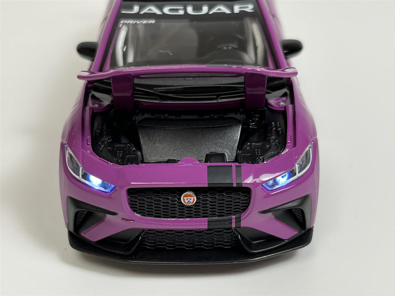 Jaguar I Pace E Trophy LHD Light & Sound Purple 1:32 Scale Tayumo 32110011