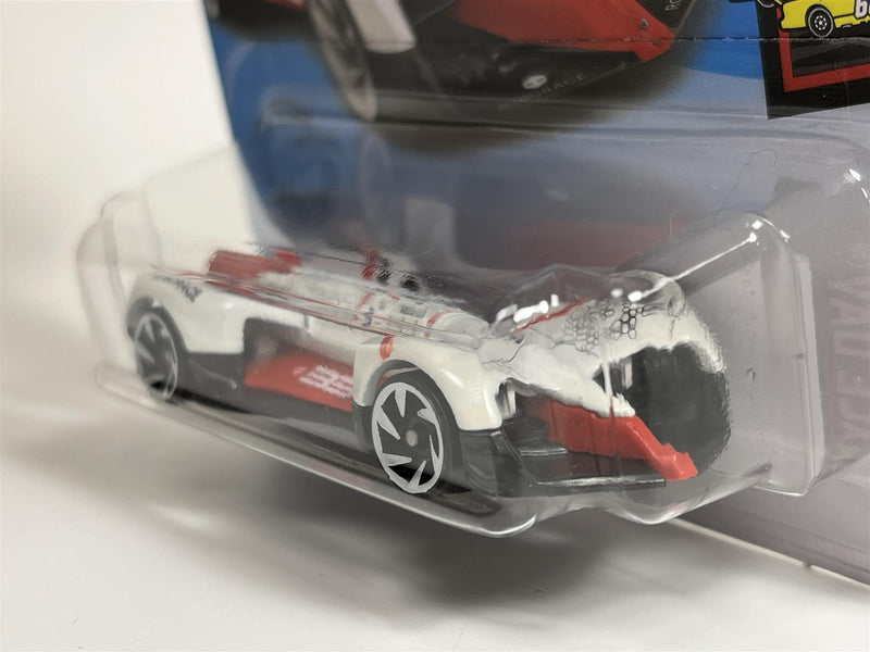 Hot Wheels Roborace Robocar HW Raceday 1:64 FYD96D520 B2