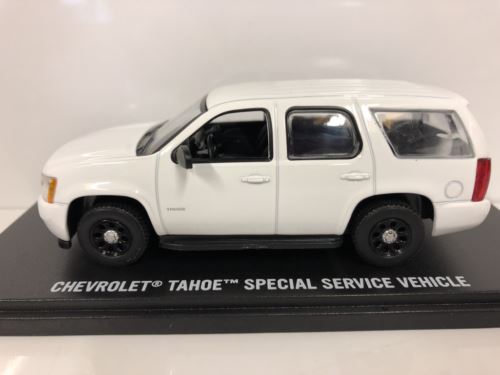 chevy tahoe police car 2010-2012 plain white 1:43 greenlight 86096