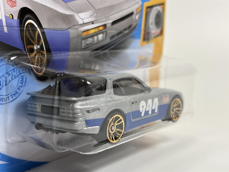 Hot Wheels Urban Outlaw 1989 Porsche 944 Turbo HW Turbo 1:64 GRY56M521 B1