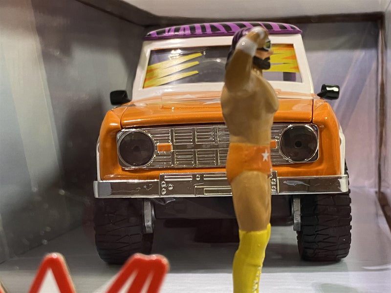 macho man randy savage 1973 ford bronco 1:24 scale jada 32046