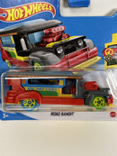 Hot Wheels Road Bandit HW Art Cars 1:64 GRY31M521 B1