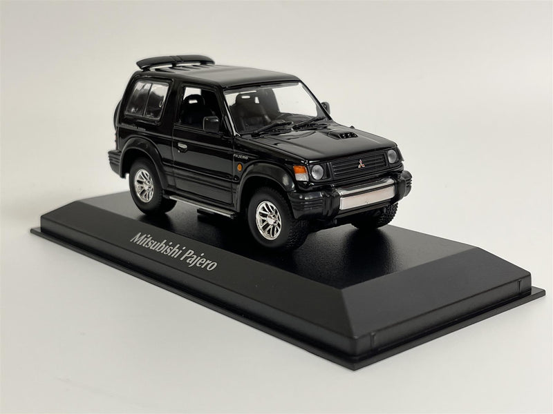 Mitsubishi Pajero 1991 Black 1:43 Maxichamps 940163370